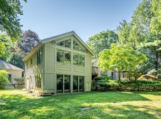 215 Mossman Rd, Sudbury, MA 01776