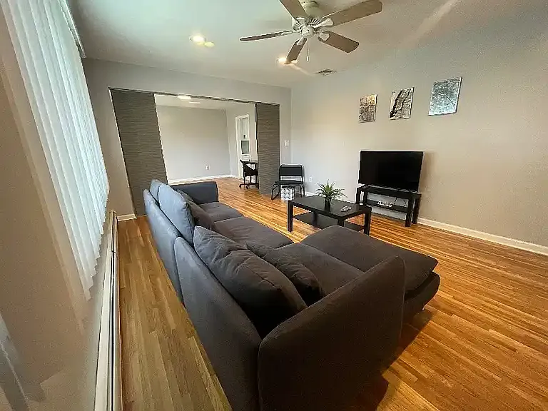 234 Lee St — Photo 13