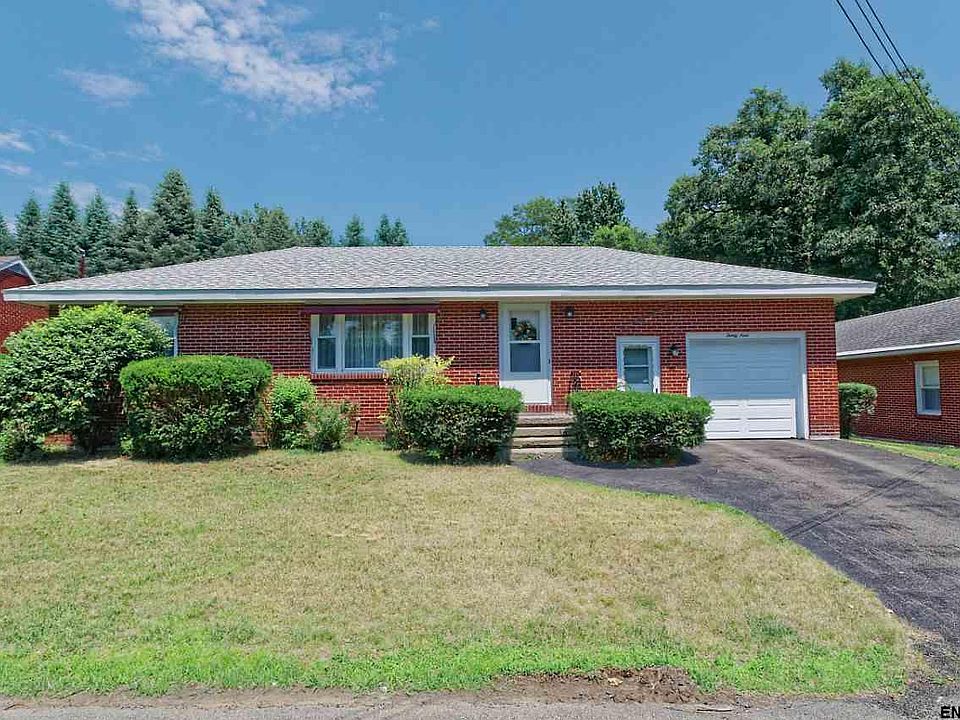 1st image of 39 Bosher Dr
