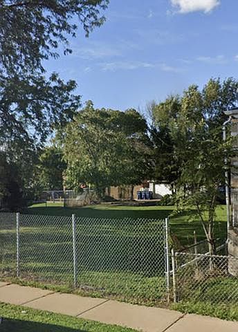 1st image of 5118 W 26th St