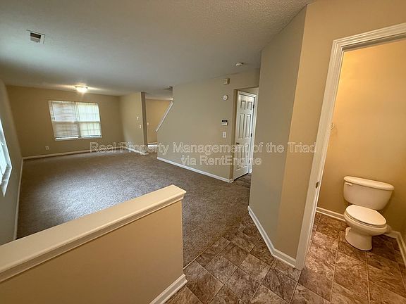 2nd image of 1124 Highstone Dr