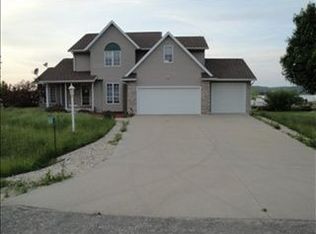 8218 Diamond Ln, Lodi, WI 53555