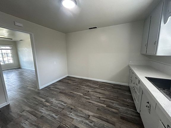 5th image of 303-305 S Del Puerto Ave #29a639fee