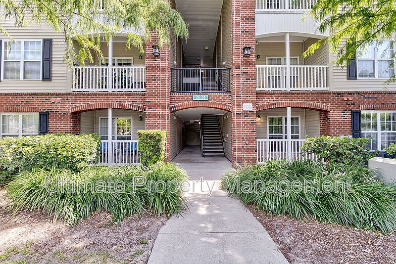 1st image of 2834 Bloomfield Ln Unit 205