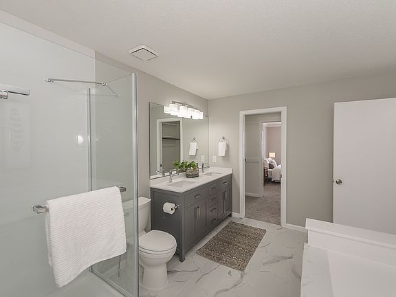 4th image of 1300 Forest Creek Dr