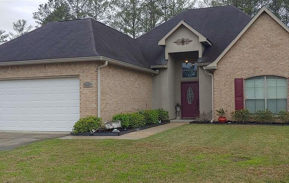 1st image of 25911 Willow Wood St