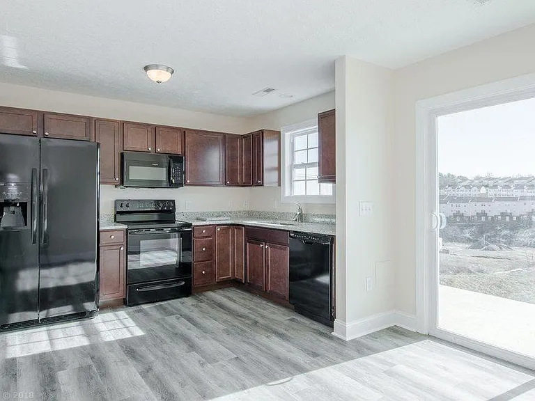 410 Pin Oak Dr NW — Photo 35