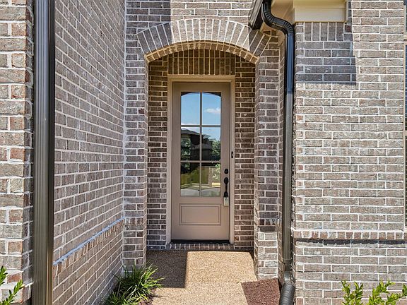 5 web or mls 100 LAUREL WOOD LANE S2508 005