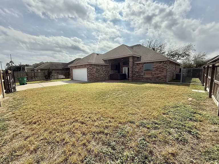 1200 W Park Dr — Photo 8