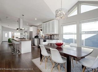 17 Aspen Vlg, Aspen, CO 81611
