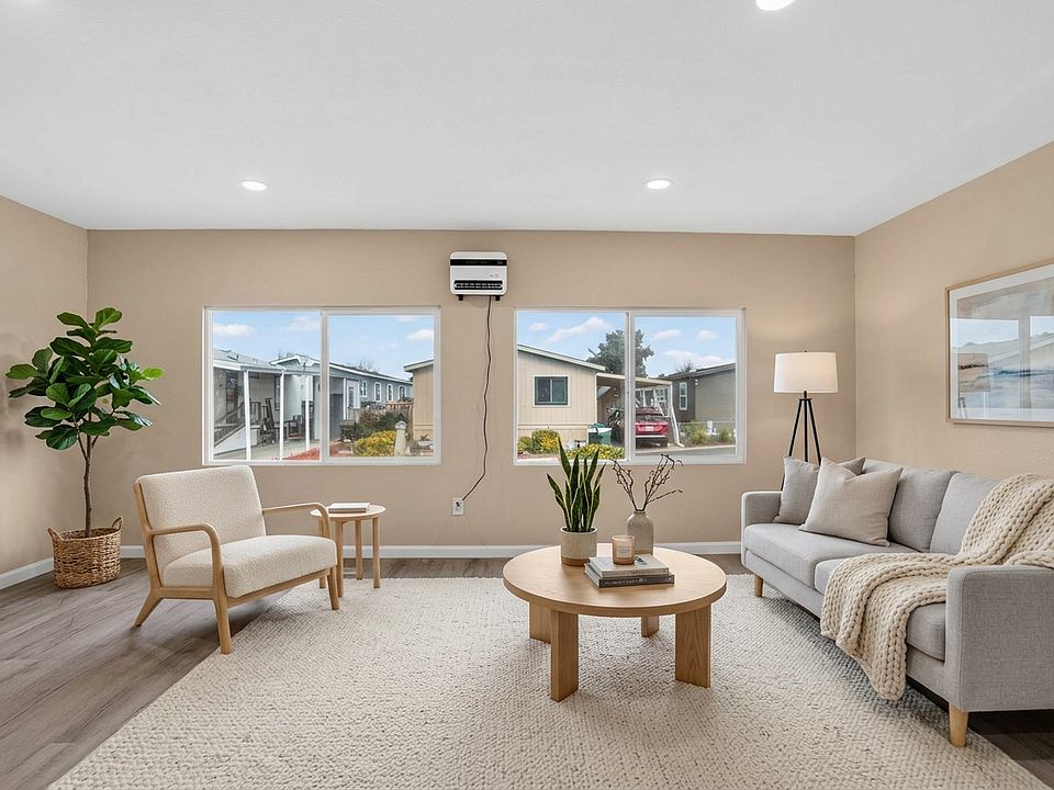 1st image of 2845 E Hatch Rd Space 104