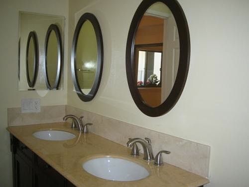 5th image of 1611 Granville Ave APT 2