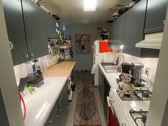 4th image of 2712 Livingstone Ln APT 203