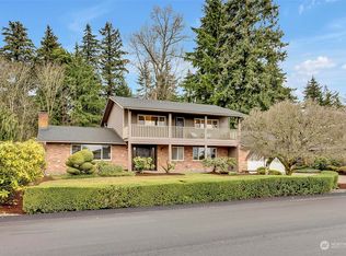 6510 83rd Pl SE, Mercer Island, WA 98040