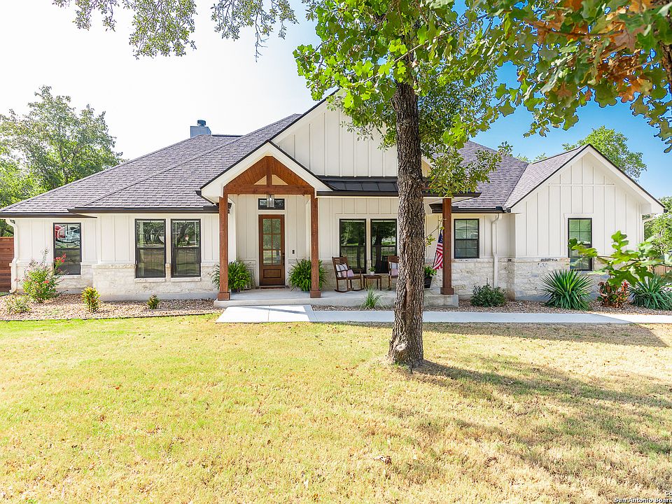 1st image of 257 Cibolo Way