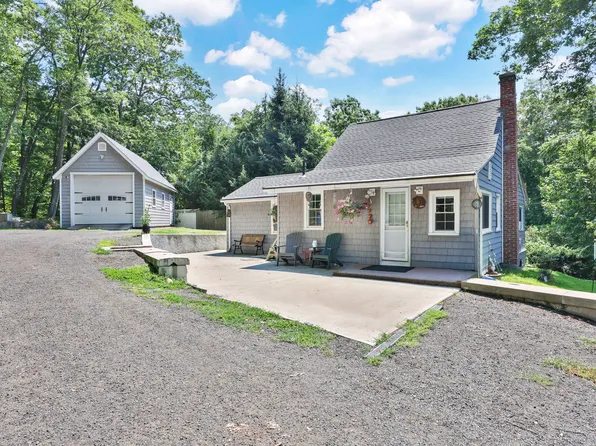 17 County Road, Somers, CT 06071