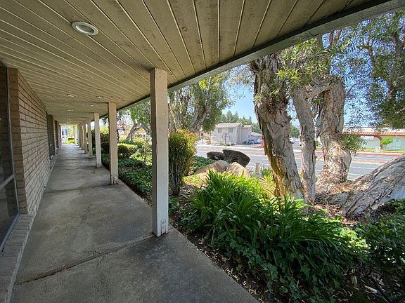 3rd image of 9307 Carlton Hills Blvd