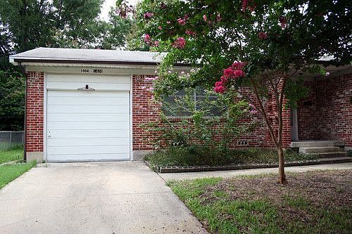 1st image of 1404 Connell Dr
