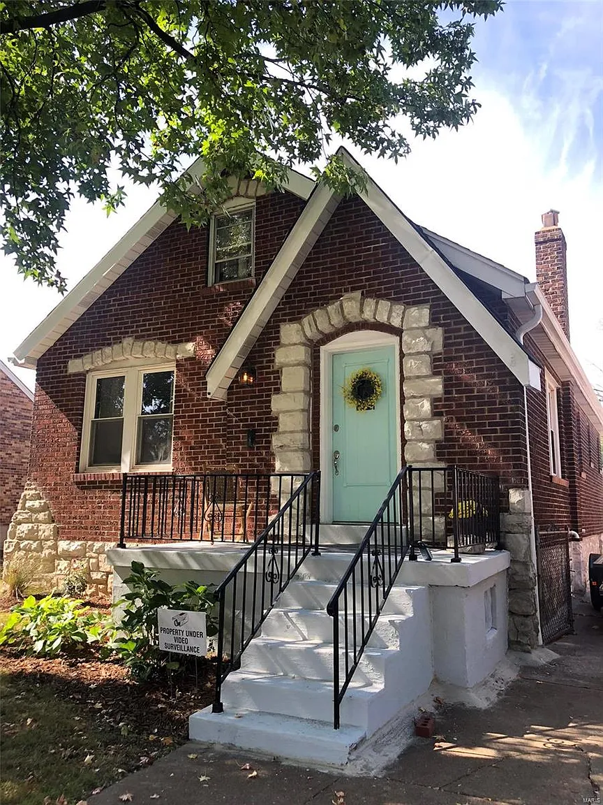 7375 Sharp Ave photo 1