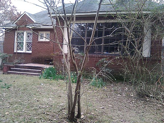 2nd image of 107 Woodland Dr