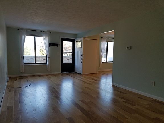 5th image of 693 Tollis Pkwy #9-74