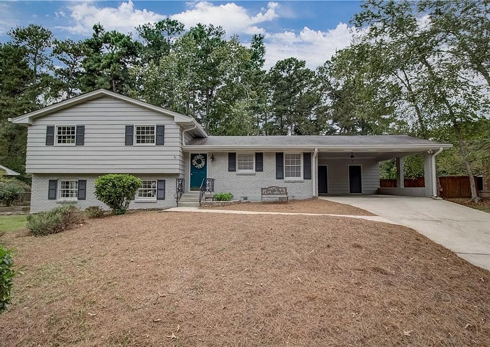 1st image of 3068 Wanda Woods Dr