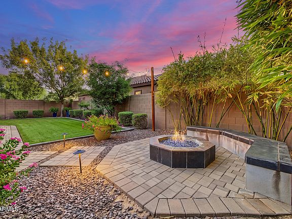 4th image of 1059 E ROJO Way