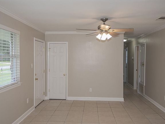 4th image of 7095 Glendora St