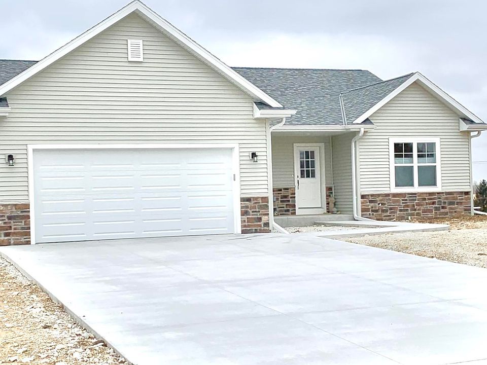 1st image of N645 Westview Dr