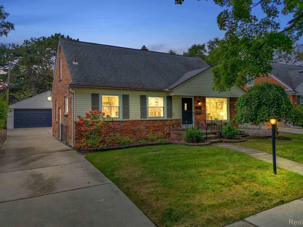 4423 Groveland Ave, Royal Oak, MI 48073
