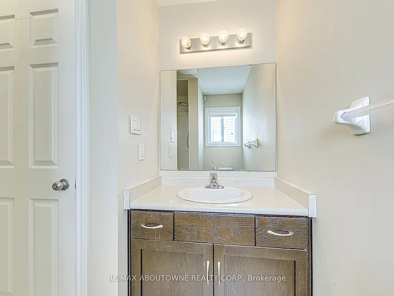 816 Roulston St — Photo 43