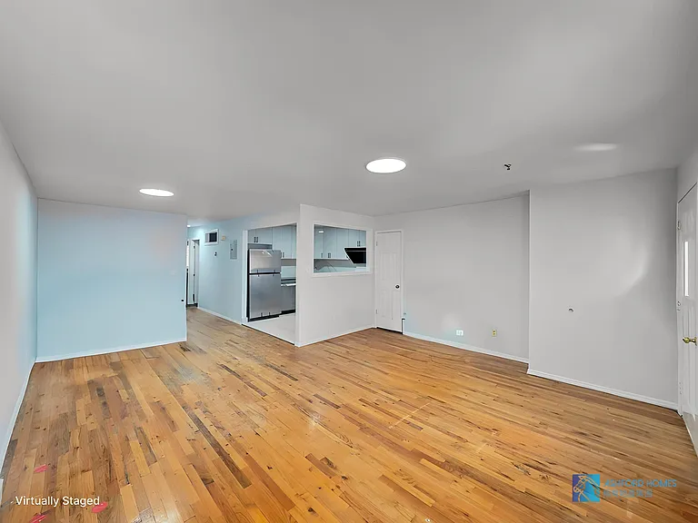 95 Bay 38th St #2 — Photo 9
