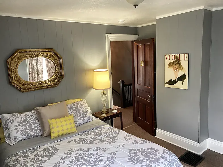 Marylin Retro Room - Second floor near bathroom