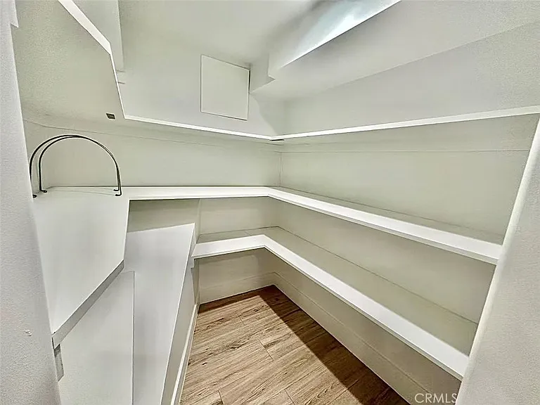 2506 Zorada Dr — Photo 8