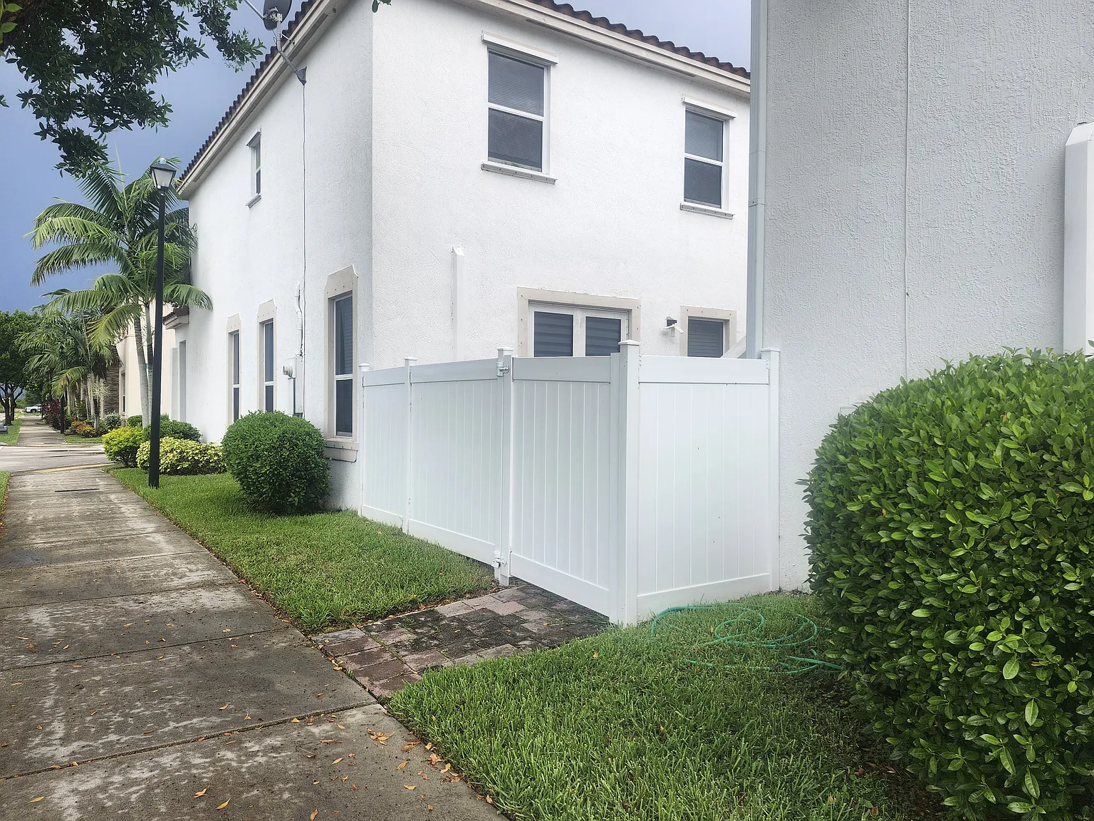 4 bed, 2312 sqft, $3,300 — Photo 4