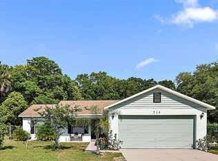 514 Goss Ave, Leesburg, FL 34748