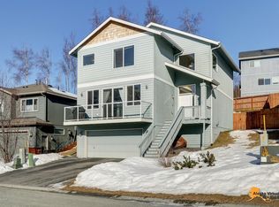 20515 Pine Crest Ln, Eagle River, AK 99577