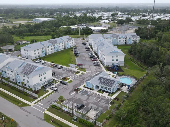 Brisas Del Sur Hibiscus