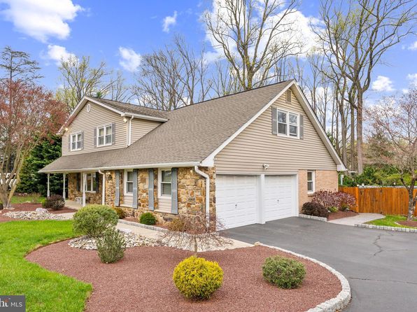 1419 Greenawalt Rd, Huntingdon Valley, PA 19006