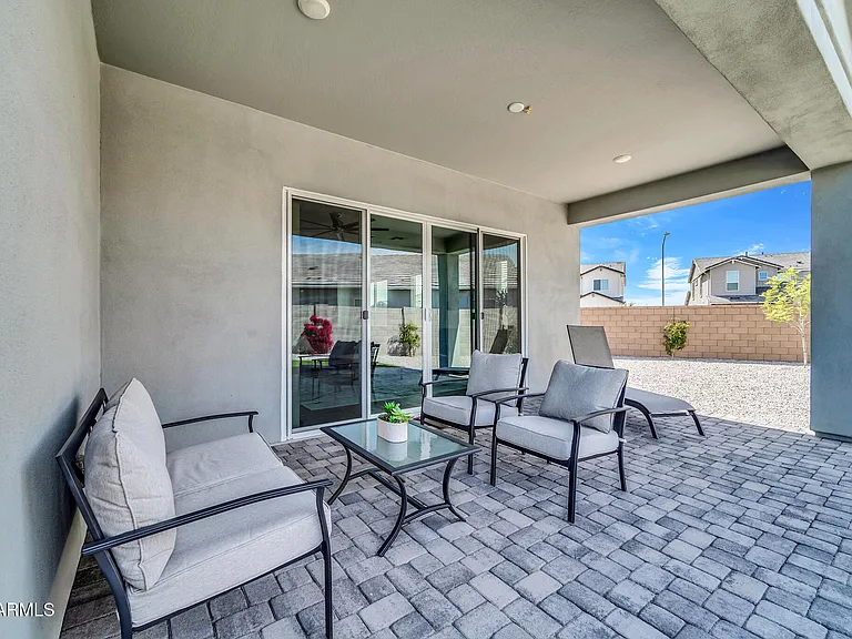 10518 W Albert Ln — Photo 28