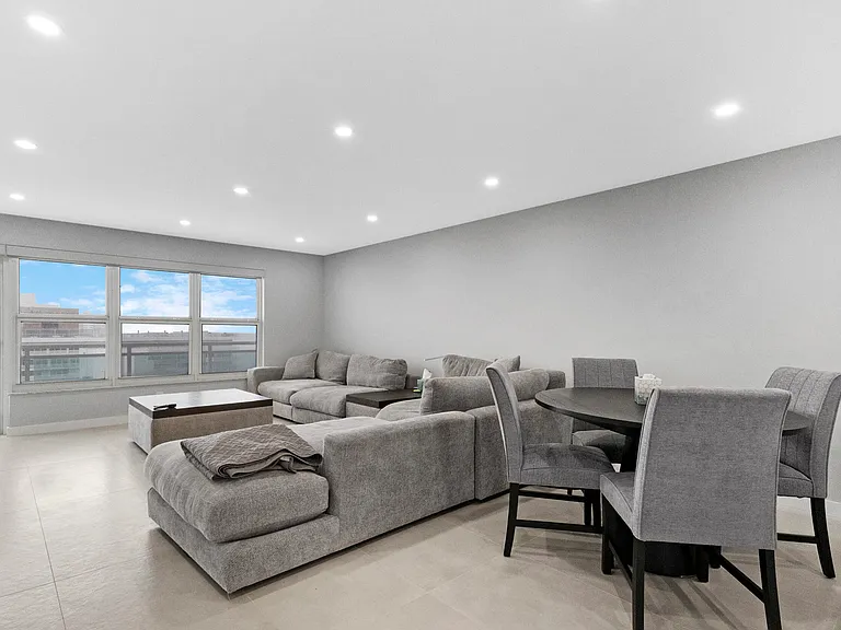3900 Galt Ocean Dr #2114 — Photo 6