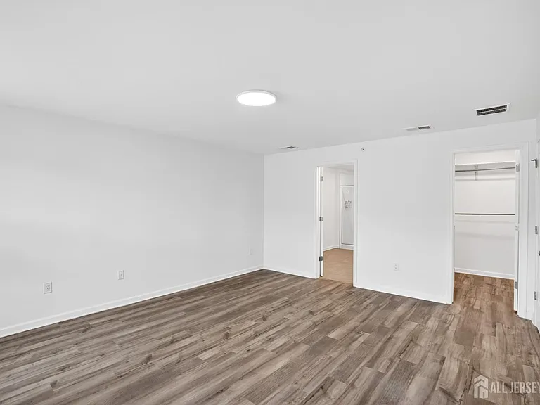 728 Station Rd — Photo 18