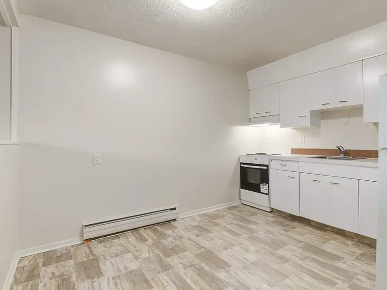 30 Spence St #25 — Photo 7