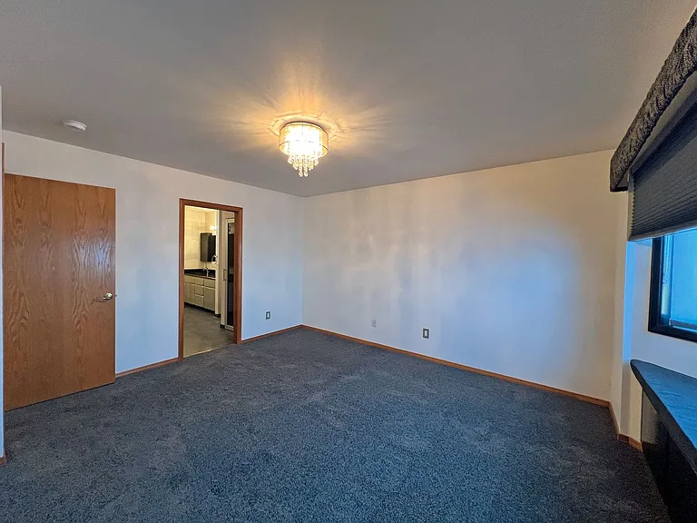 7512 Leif Ericson Dr — Photo 43