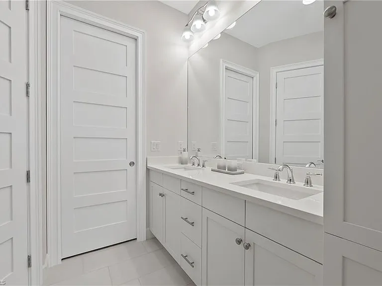 6403 Negril Isle Dr — Photo 15