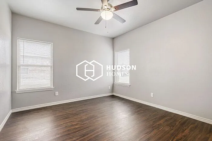 101 Pharm Hills Rd #404 — Photo 9