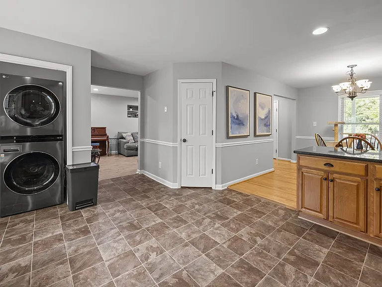 112 Autumn Ridge Dr — Photo 15