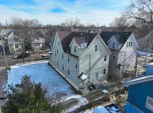 409 N 31st St #411, Milwaukee, WI 53208