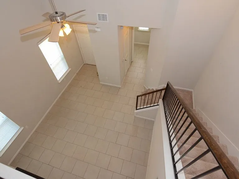 360 Purple Martin Ave — Photo 19