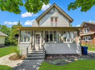 826 Duncan Ave, Elgin, IL 60120